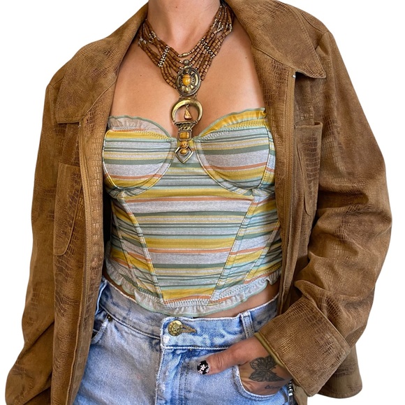 GORGEOUS BROWN TEXTURED JACKET - Picture 2 of 3